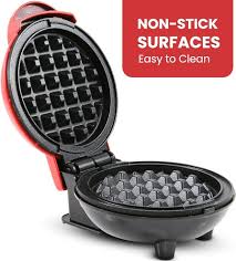 QuickBite Non-Stick Electric Waffle Maker | Shoppiso